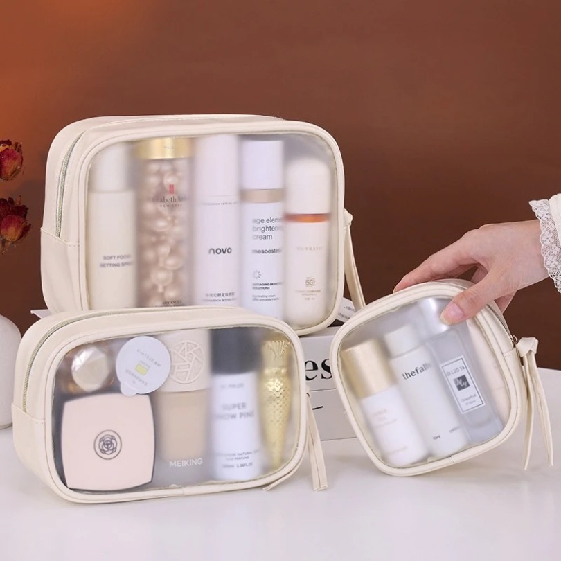 ชุดกระเป๋าแต่งหน้าหรูหราแบบกึ่ - Luxury Skincare Set บทวิจารณ์และราคา